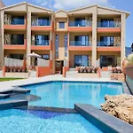 Castaway - Christos ホテル