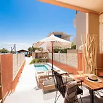 ホテル Castaway - Christos リメナリア