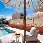 ホテル Castaway - Christos リメナリア