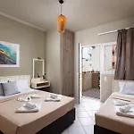 ホテル Castaway - Christos *