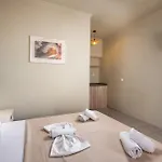 ホテル Castaway - Christos リメナリア