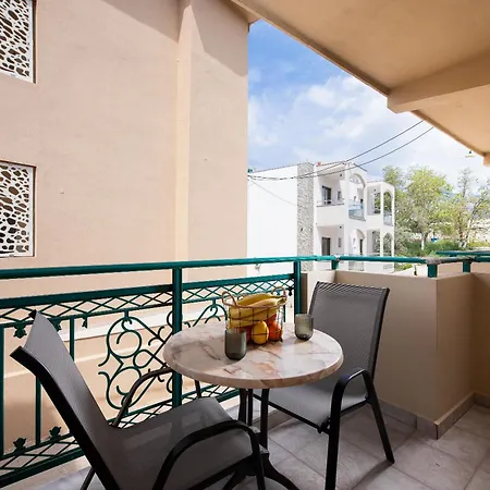 Castaway - Christos Hotel Limenaria (Thasos)