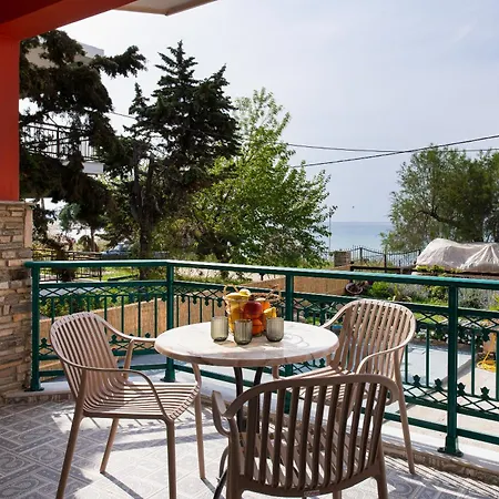 Hotel Castaway - Christos Limenaria (Thasos)