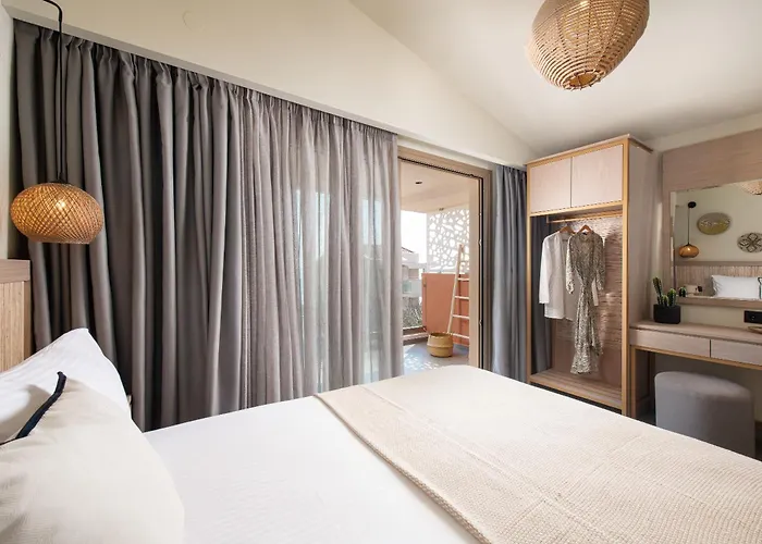 Castaway - Christos Hotel Limenaria (Thasos)