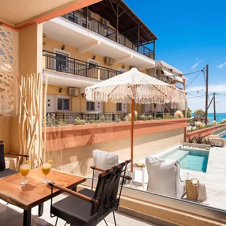 Castaway - Christos Hotel *