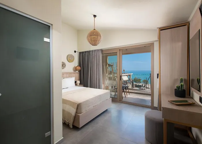 Castaway - Christos 호텔 *